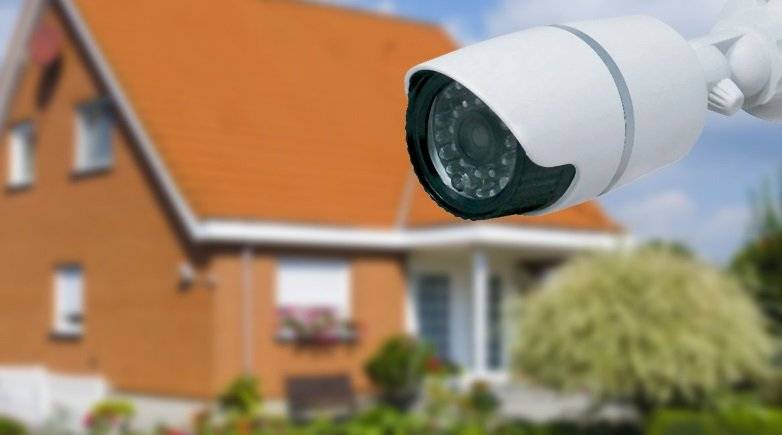 Comment repérer une caméra de surveillance dans votre location de vacances ?