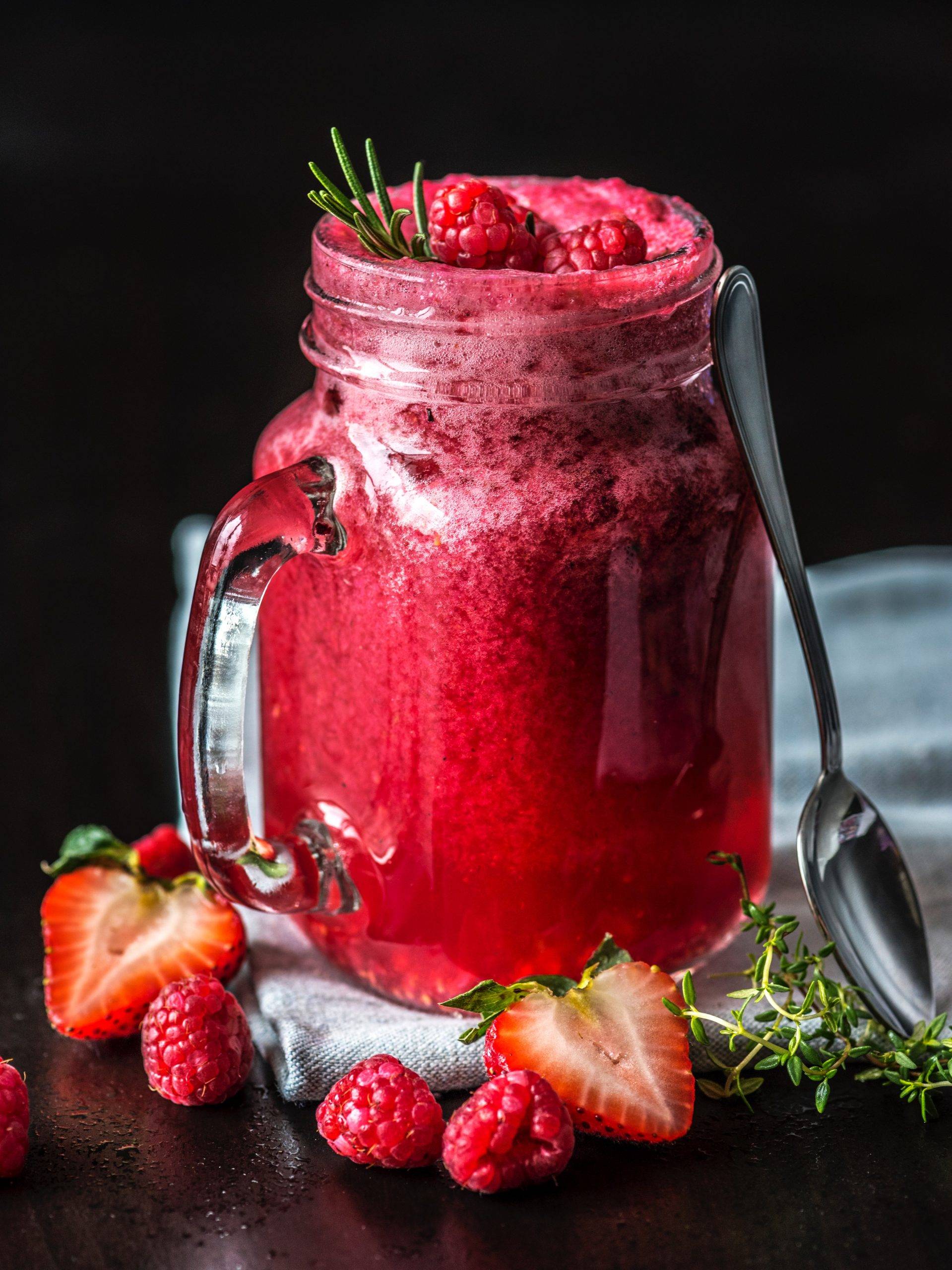 recettes de jus détox pour le soir : smoothies, jus, thés, lait, yaourt, céréales